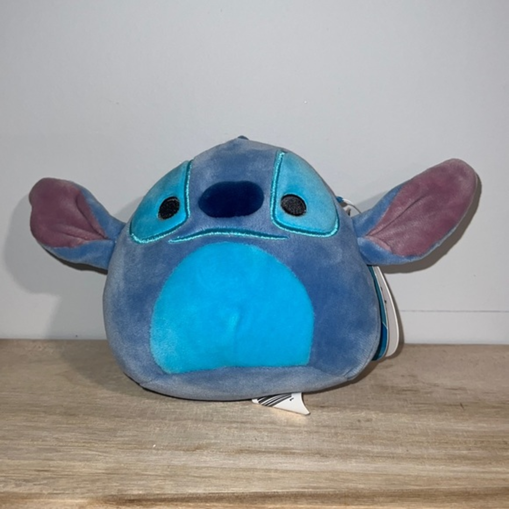 Stitch‎ squishmallow